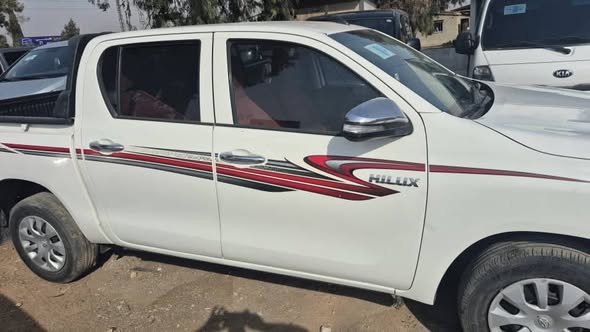 تويوتا هايلوكس 2016 - صورة 4