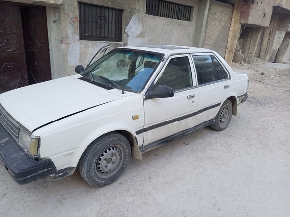 نيسان صني 1983 - صورة 2