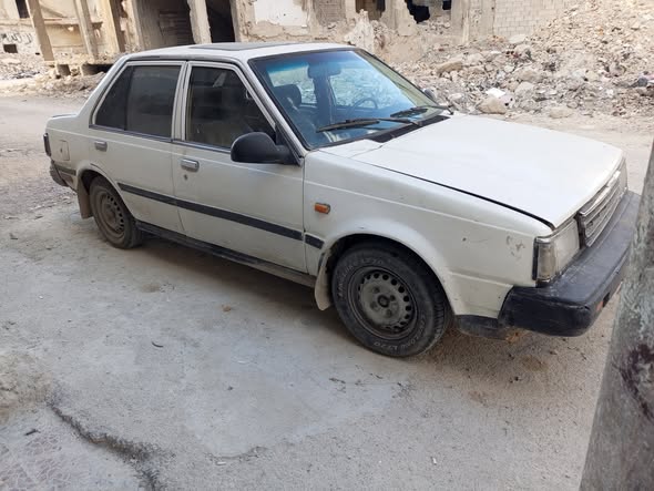 نيسان صني 1983 - صورة 4