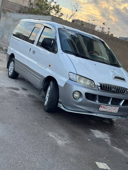 هيونداي H-1 2003 - صورة 2