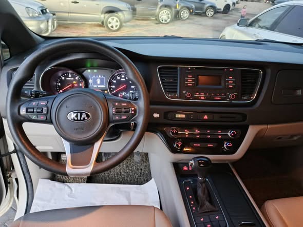كيا كرنفال 2016 - صورة 4
