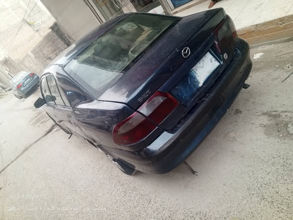 مازدا ٦٢٦ 1998 - صورة 3