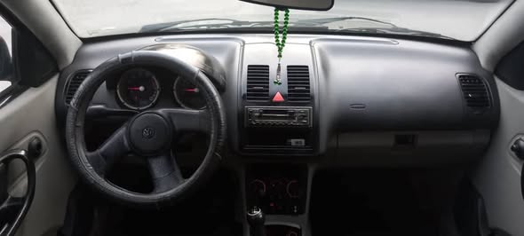 فولكس فاجن بولو 2000 - صورة 3