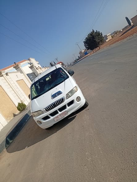 هيونداي H-1 2004 - صورة 4