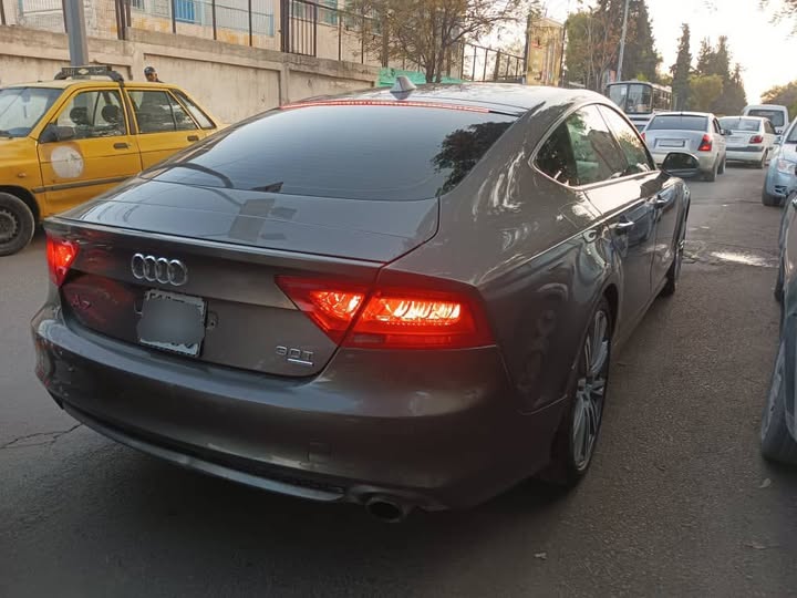 أودي A7 2015