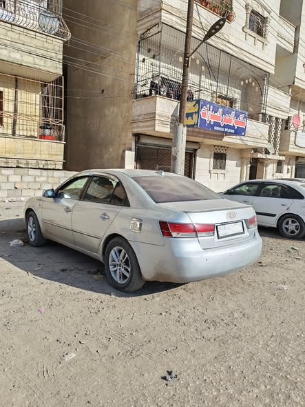 هيونداي سوناتا 2007 - صورة 5