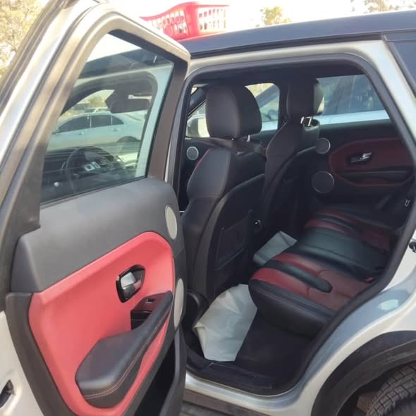 رينج روفر إيفوك 2015 - صورة 5