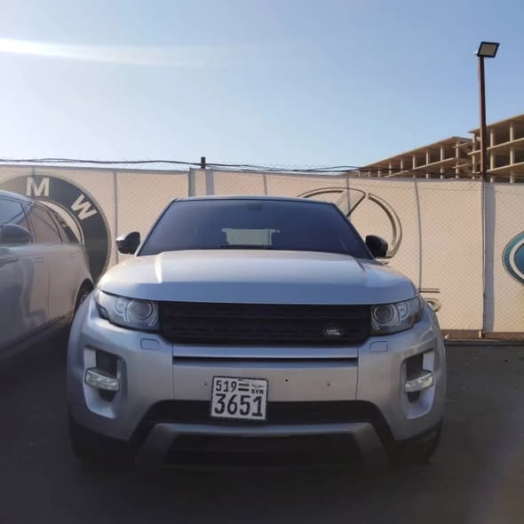 رينج روفر إيفوك 2015 - صورة 1