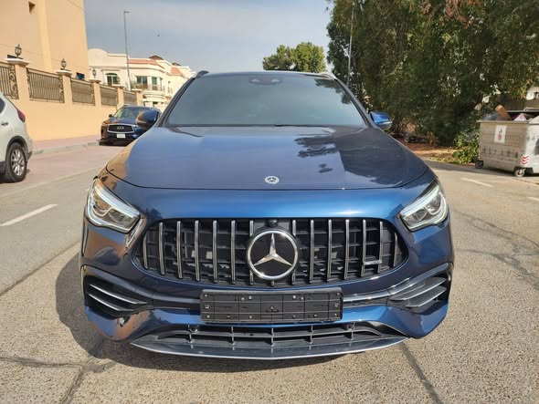 مرسيدس بنز جي إل إيه 2022 - صورة 3