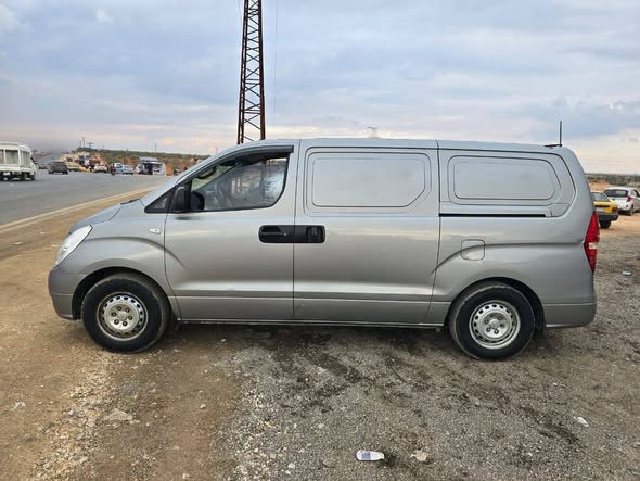 هيونداي H1 2010 - صورة 5