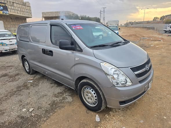 هيونداي H1 2010 - صورة 1