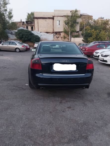 أودي A4 2004 - صورة 4