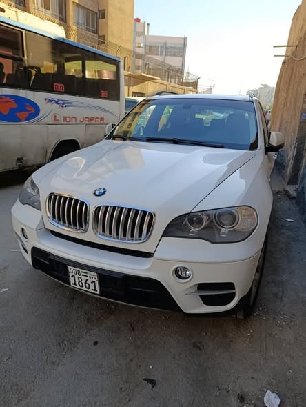 بي ام دبليو اكس 5 2012 - صورة 3