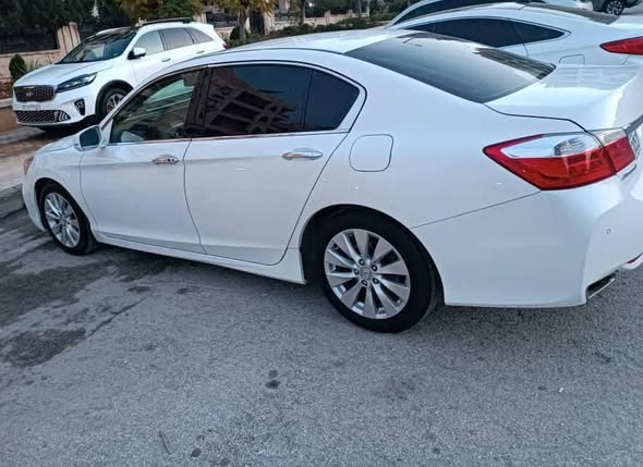 مرسيدس CLS 2010 - صورة 3