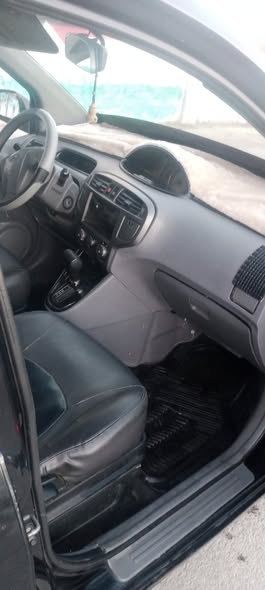 هيونداي لافيتــا 2007 - صورة 2