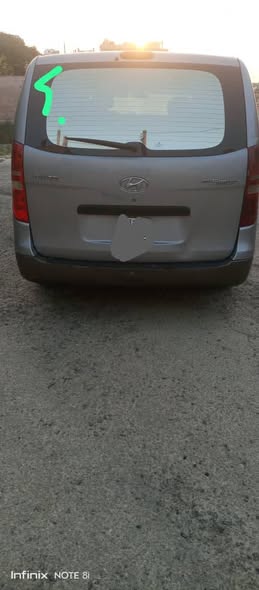 هيونداي H-1 2011 - صورة 1