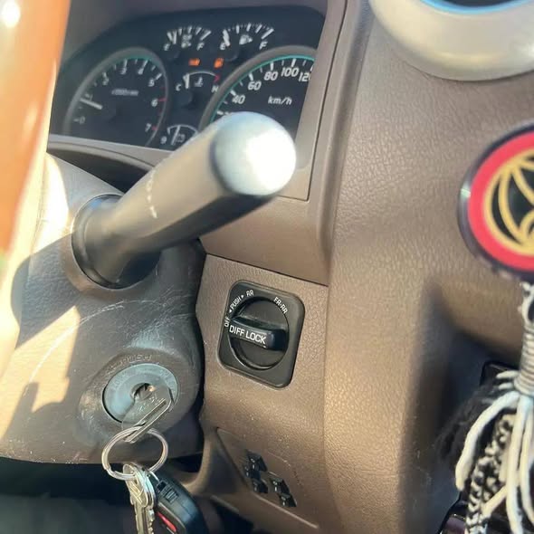 تويوتا شاص 2012 - صورة 2