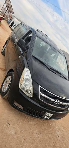 هيونداي جراند ستاركس 2010 - صورة 2