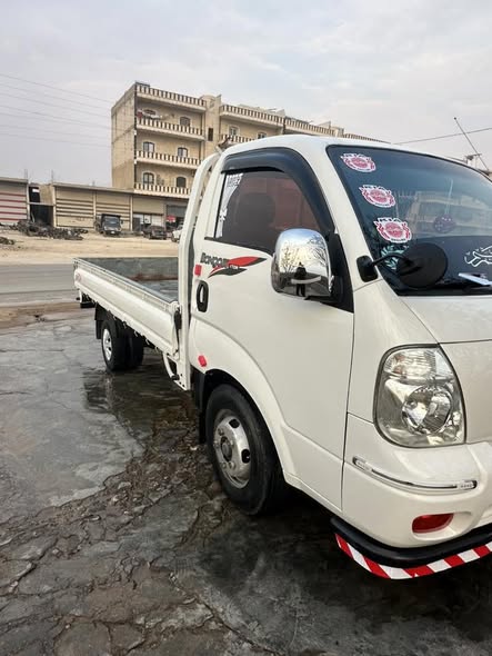 كيا ٤٠٠٠ اوربيسحب 2004 - صورة 5