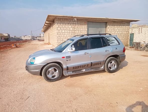 هيونداي سنتافي 2004 - صورة 1