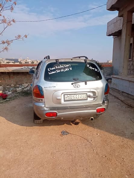 هيونداي سنتافي 2004 - صورة 4