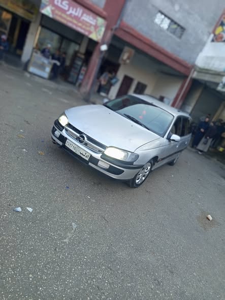 اوبل ستشن 1999 - صورة 1