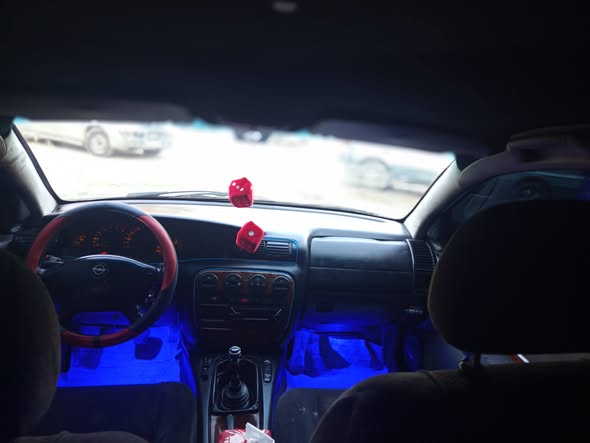 اوبل ستشن 1999 - صورة 5