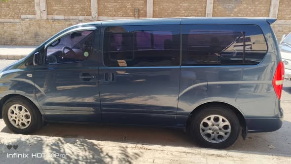 هيونداي ستاركس 2012 - صورة 2