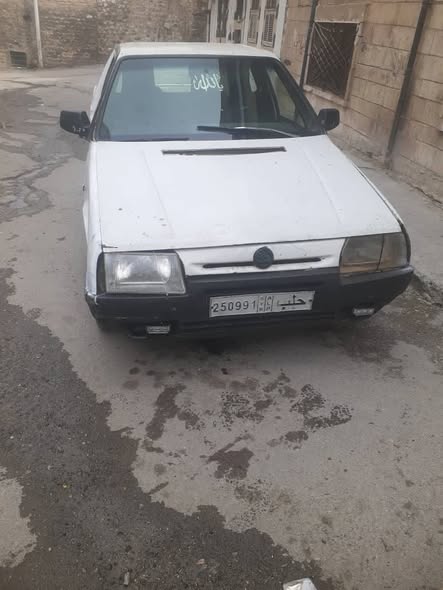 سكودا بيكاب 1995 - صورة 1