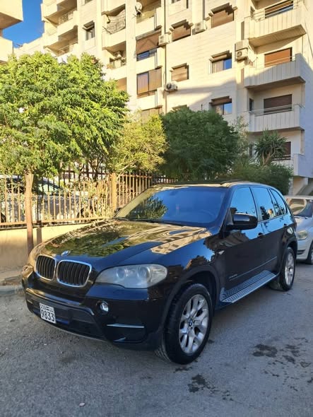 BMW X5 2012 - صورة 4
