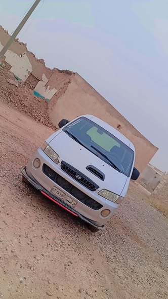 هيونداي ستاركس 1998 - صورة 1