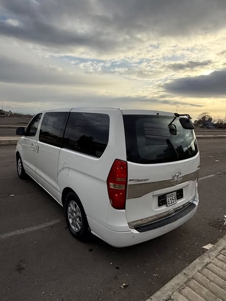 هيونداي جراند ستاراكس H1 2012 - صورة 2