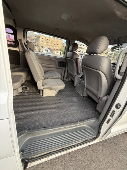 هيونداي جراند ستاراكس H1 2012 - صورة 5