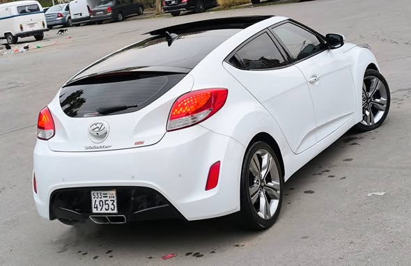 هيونداي فوليستير 2013 - صورة 4