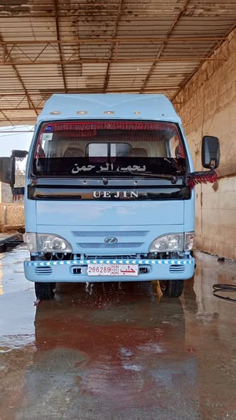 جيب لوجين 2005 - صورة 4