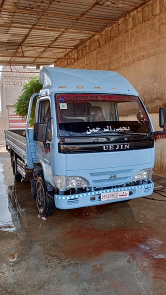 جيب لوجين 2005 - صورة 5