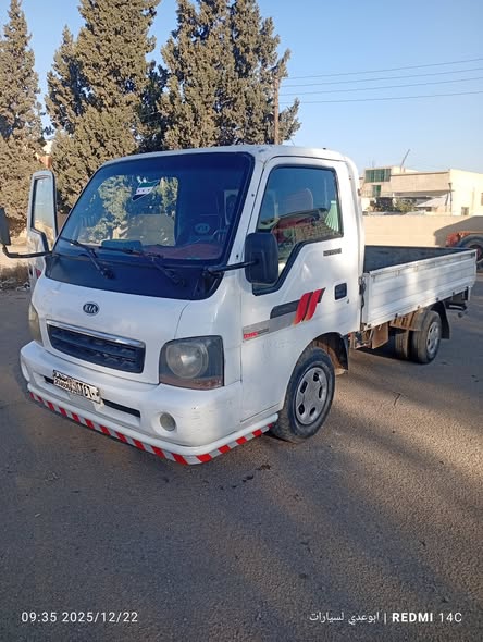 كيا ٢٧٠٠ 2002 - صورة 1