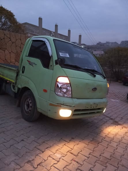 كيا بونجو 2011 - صورة 1