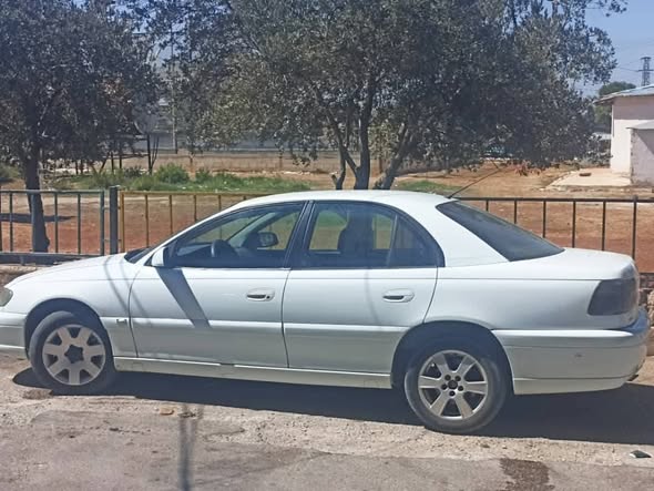 أوبل أوميغا 2003 - صورة 2