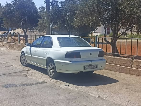 أوبل أوميغا 2003 - صورة 3