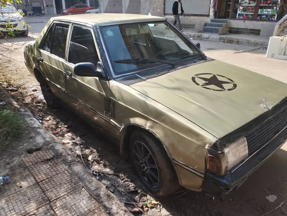 ميتسوبيشي لانسر 1983 - صورة 3