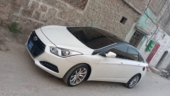 هيونداي i40 2012 - صورة 2