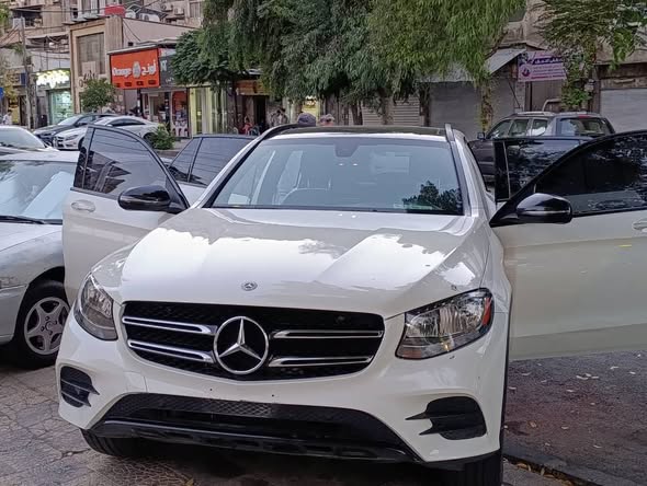 مرسيدس GLC 300 2019 - صورة 3