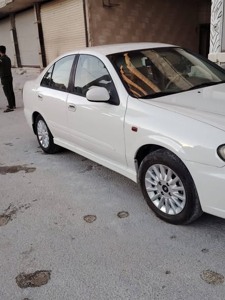 نيسان صني 2012 - صورة 3