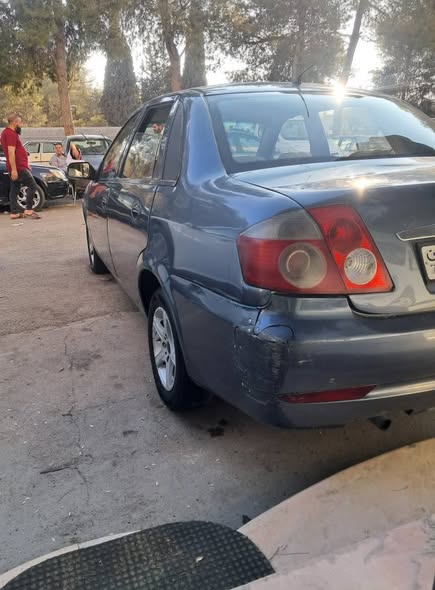 ليفان 520 2008 - صورة 4