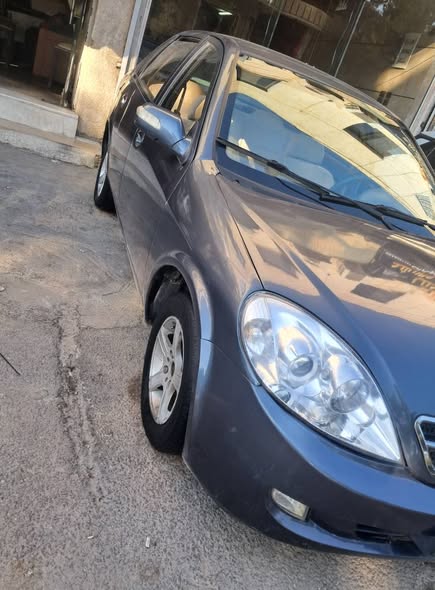 ليفان 520 2008 - صورة 5