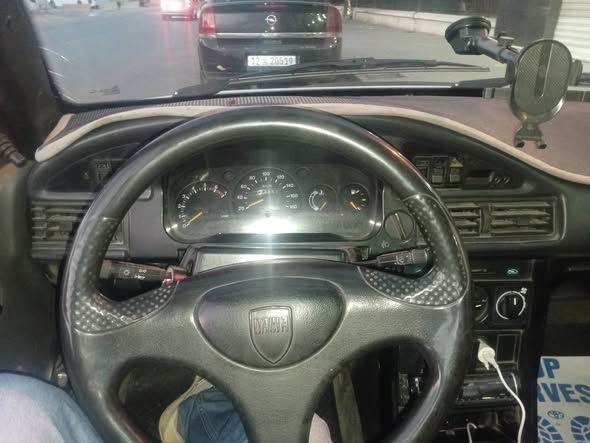 داسيا سوبر نوفا 2002 - صورة 1