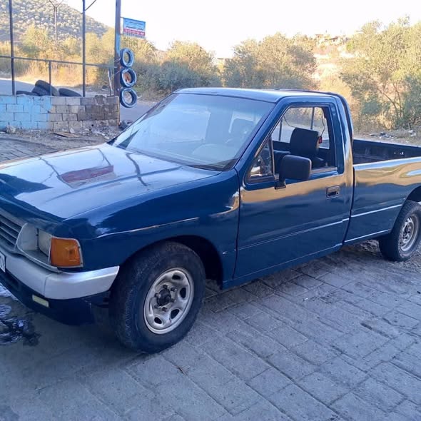 اسوزو كرت 1992 - صورة 3