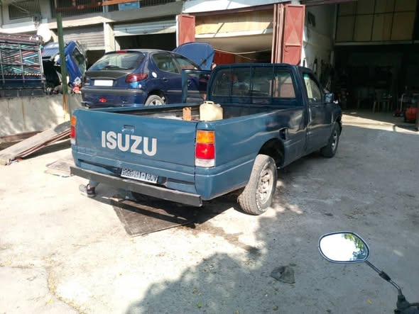 اسوزو كرت 1992 - صورة 4