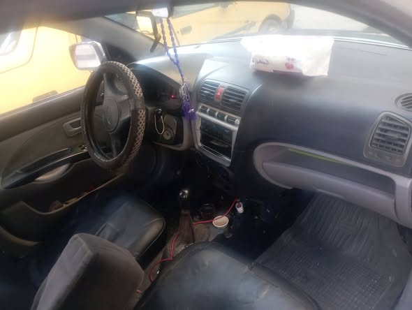 كيا مورنييغ 2003 - صورة 5